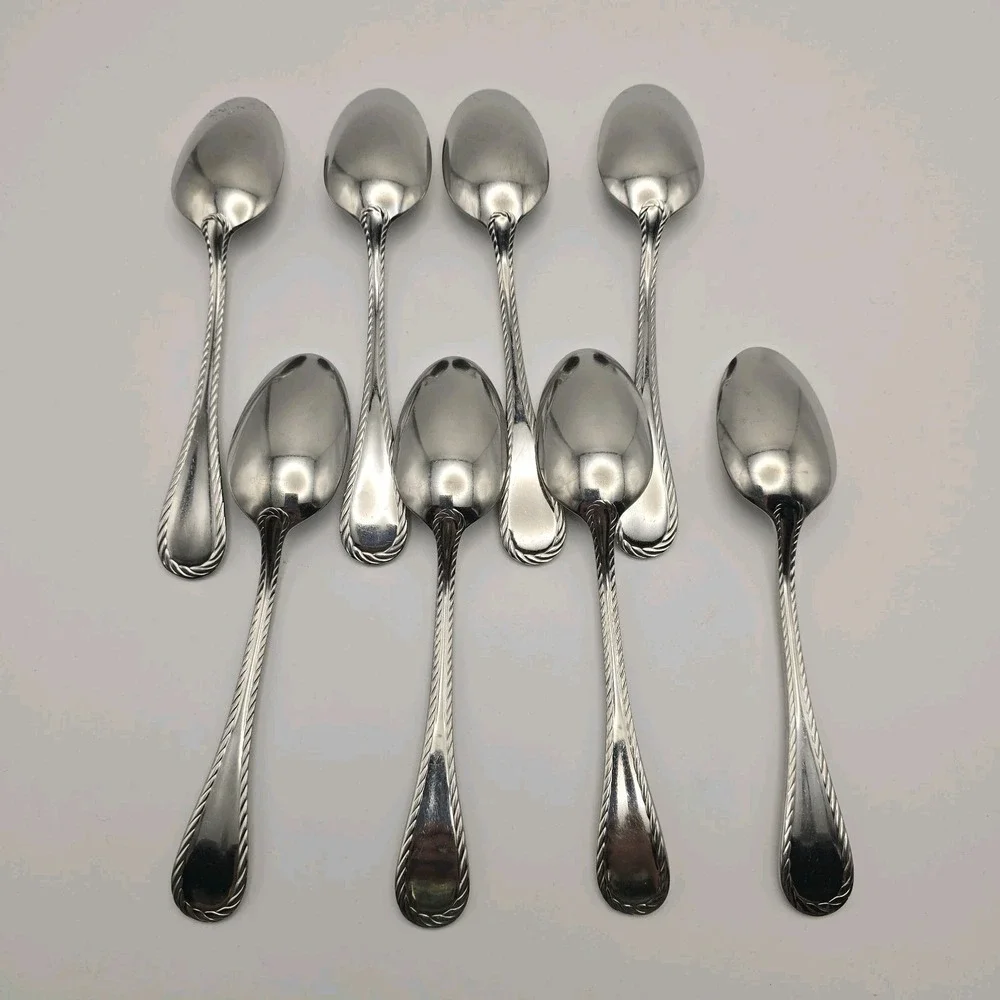 Oneida Belmont Lyons Stainless Oval Soup Spoons Set of 8‎ Glossy 7 1/8